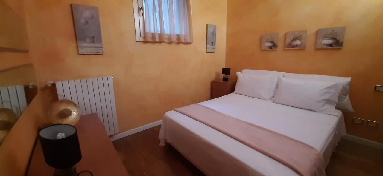 Holiday House Sole Salò Kültér fotó